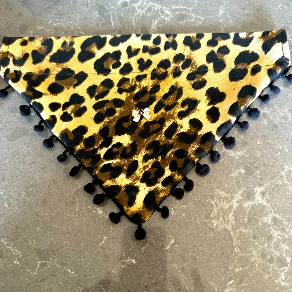 Handcrafted dog bandanna in large. Measures 12 inches